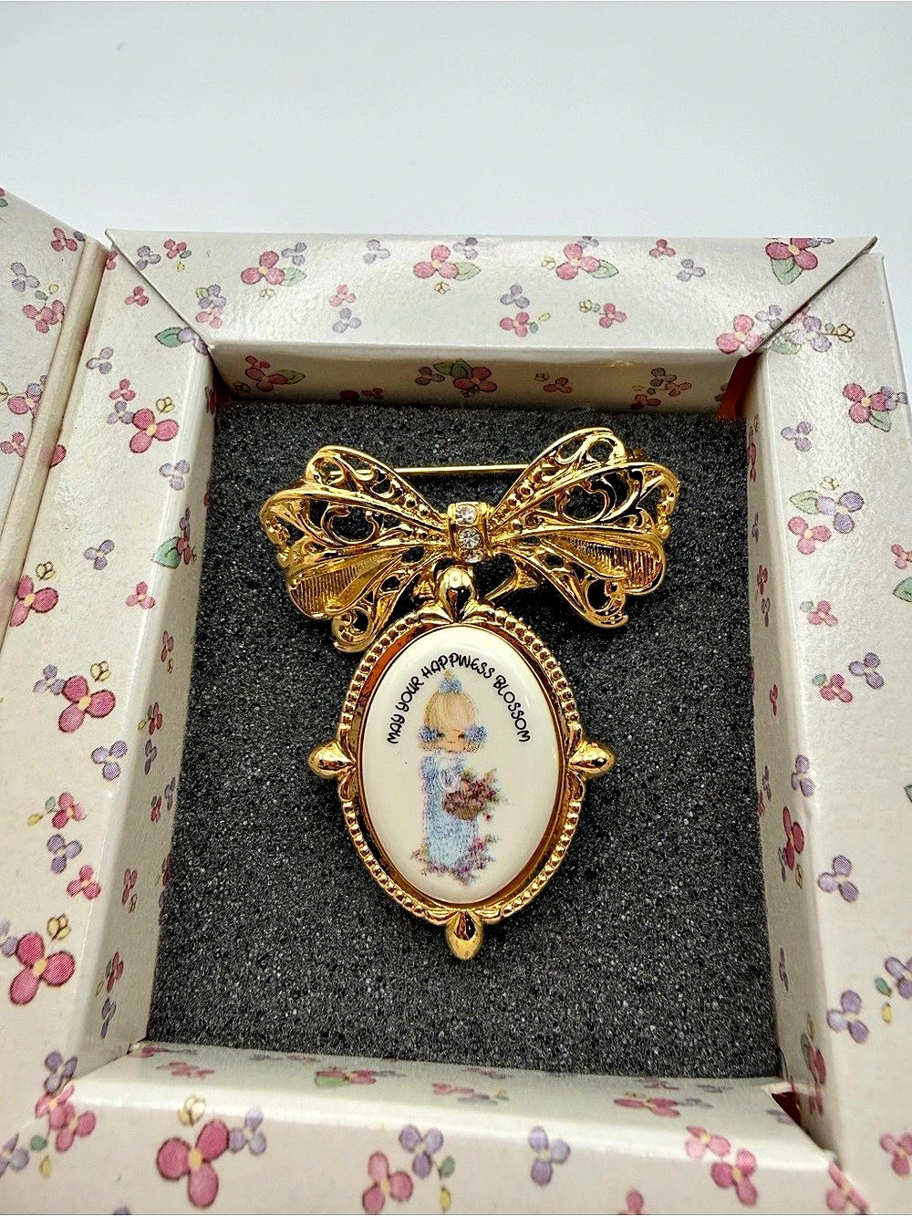 1999 Precious Moments May Your Happiness Blossom Gold tone Brooch